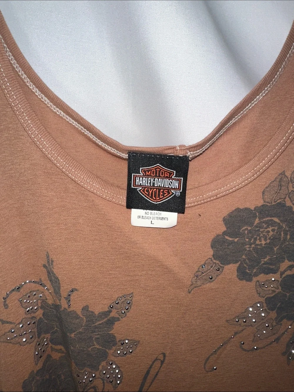 Harley-Davidson Tan Floral Logo Handkerchief Hem Tank - Picture 2 of 11